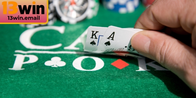 Vài nét về loại hình game bài xì dách 13Win hiện đại